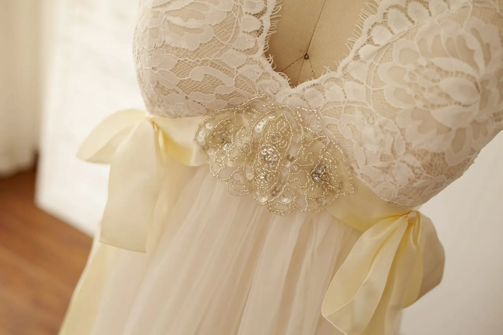 Empire Waistline Maternity Cap Sleeves Lace Tulle Wedding Dress