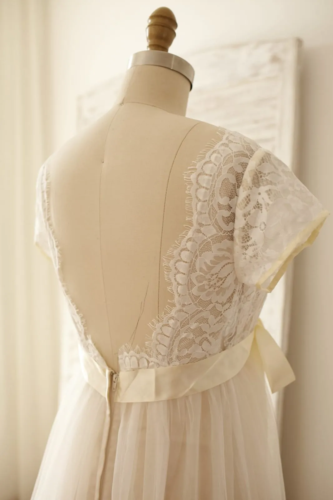 Empire Waistline Maternity Cap Sleeves Lace Tulle Wedding Dress