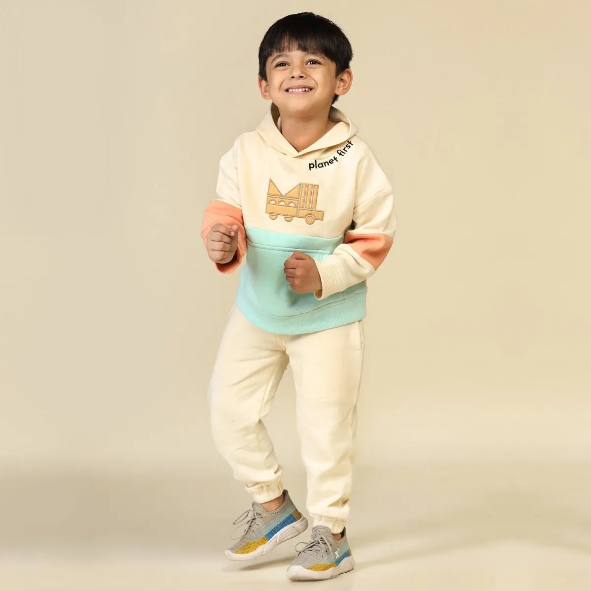 Planet First Color Blocked Unisex Joggers Set, Off White
