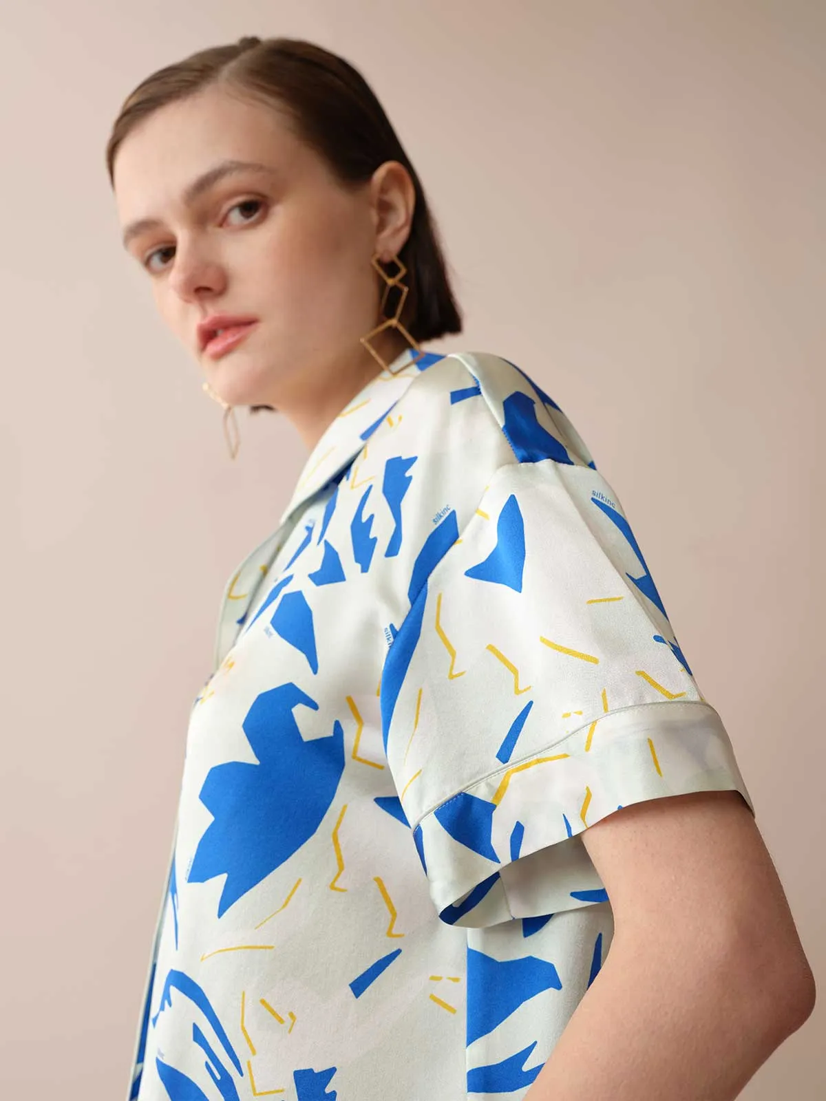 SILKINC Blue Lotus Short Sleeve Pajama Set